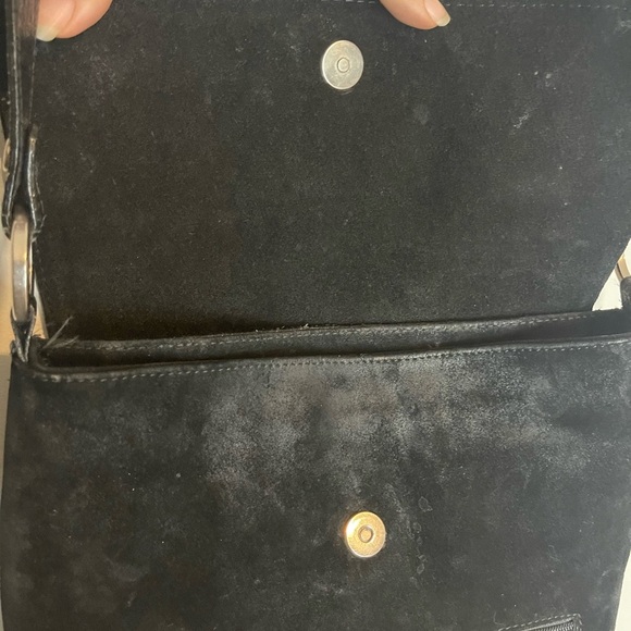 Vintage black suede and alligator crossbody bag - Picture 8 of 13